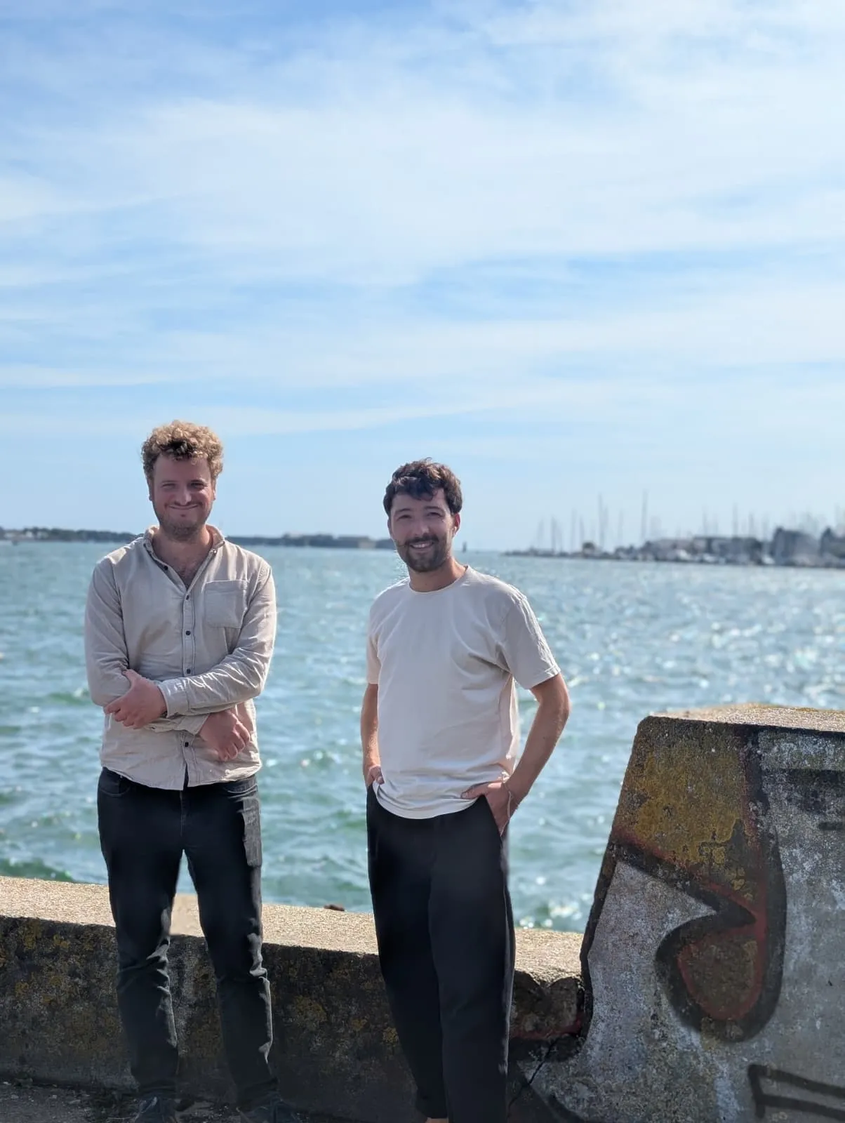 Photo l'équipe Archipel, Nicolas à gauche et Renan à droite.